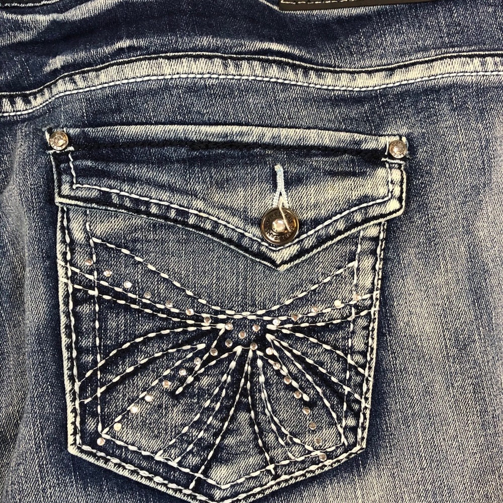 SOLD  Sizzle Jeans Med wash distressed design - Picture 6 of 11